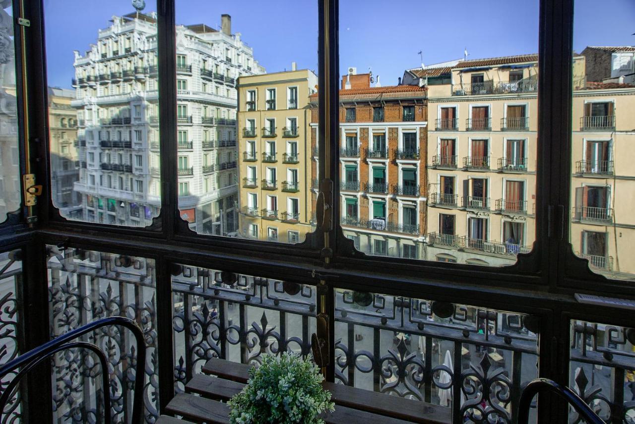 Charming Elegant Gran Via Lägenhet Madrid Exteriör bild